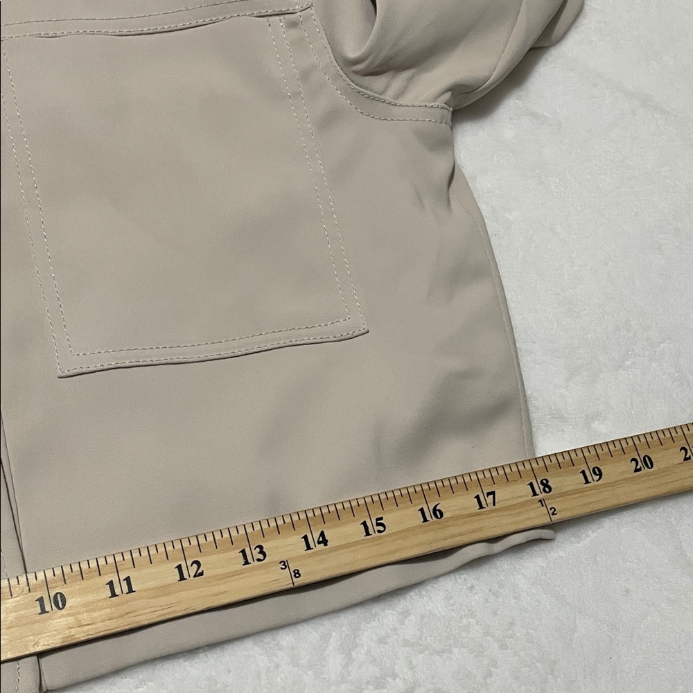🛑NOT FOR SALE 🛑SOLD🛑Quince Women's Cropped Jacket Beige Blazer Sz Medium - Picture 7 of 14